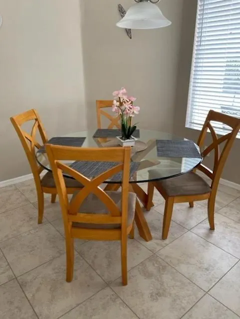펜션 Tuscan Hills 4 Bedroom Pool Home W Game Room 대번포트 미국